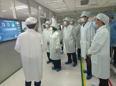 省商务厅贸易管理处容佩婵处长一行赴我市清溪镇调研